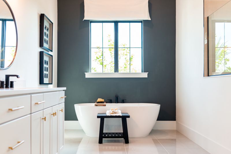 Freestanding Bathtub in a Contemporary Setting